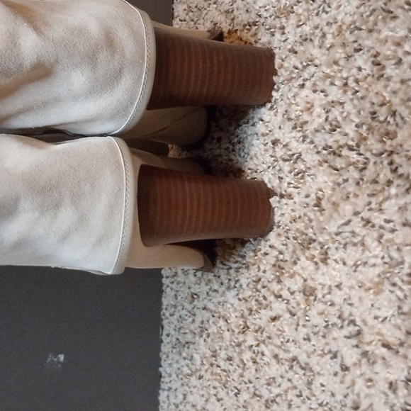 FRANCO SARTO INFORMA WEST HIGH SHAFT BOOTS ECRU WHITE SUEDE 6M - Picture 4 of 7